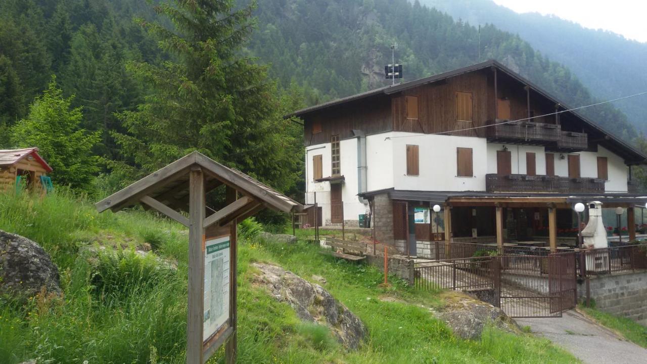 Rifugio Stella Alpina Ξενοδοχείο Saviore dell'Adamello Εξωτερικό φωτογραφία