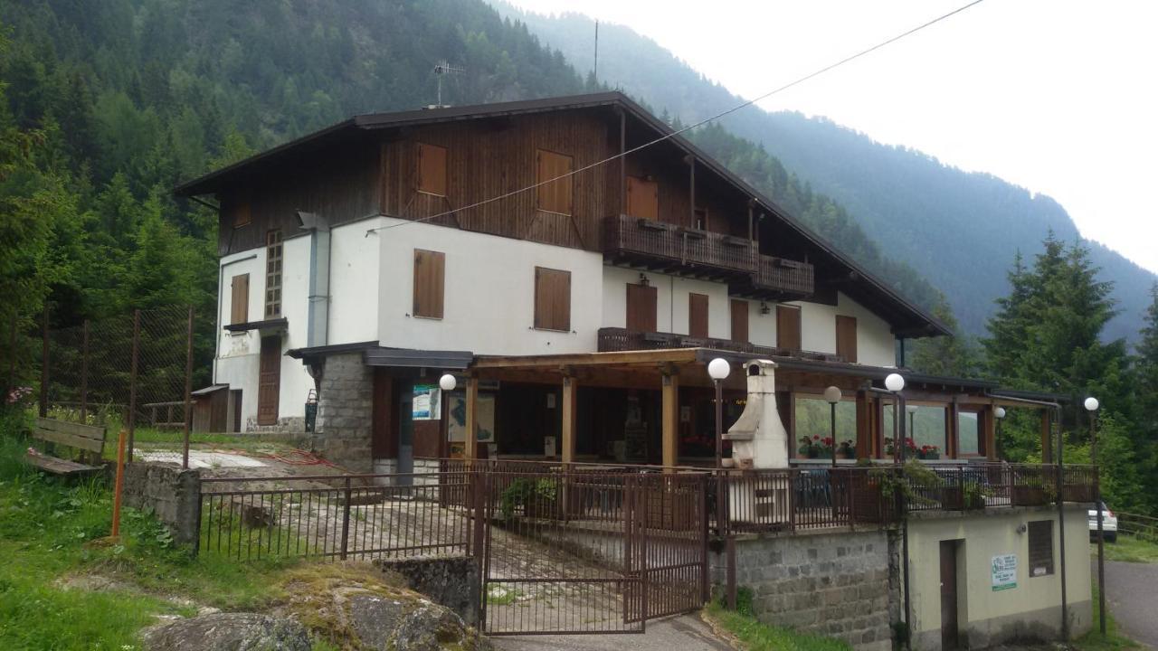 Rifugio Stella Alpina Ξενοδοχείο Saviore dell'Adamello Εξωτερικό φωτογραφία